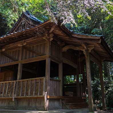 朝闇神社・社殿